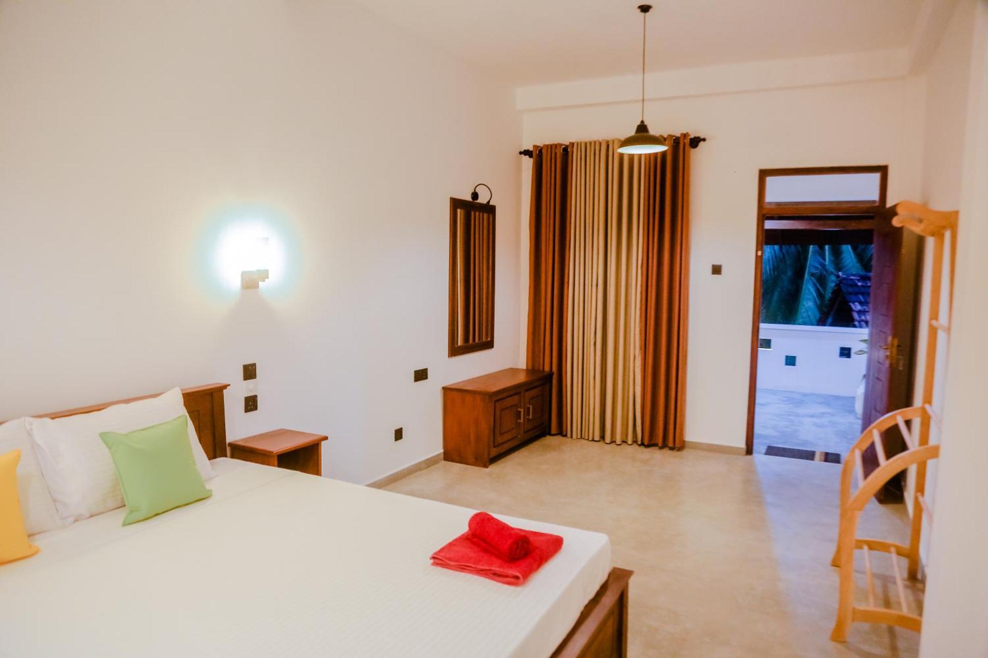 Hotel Sweet Emotion Mirissa Esterno foto