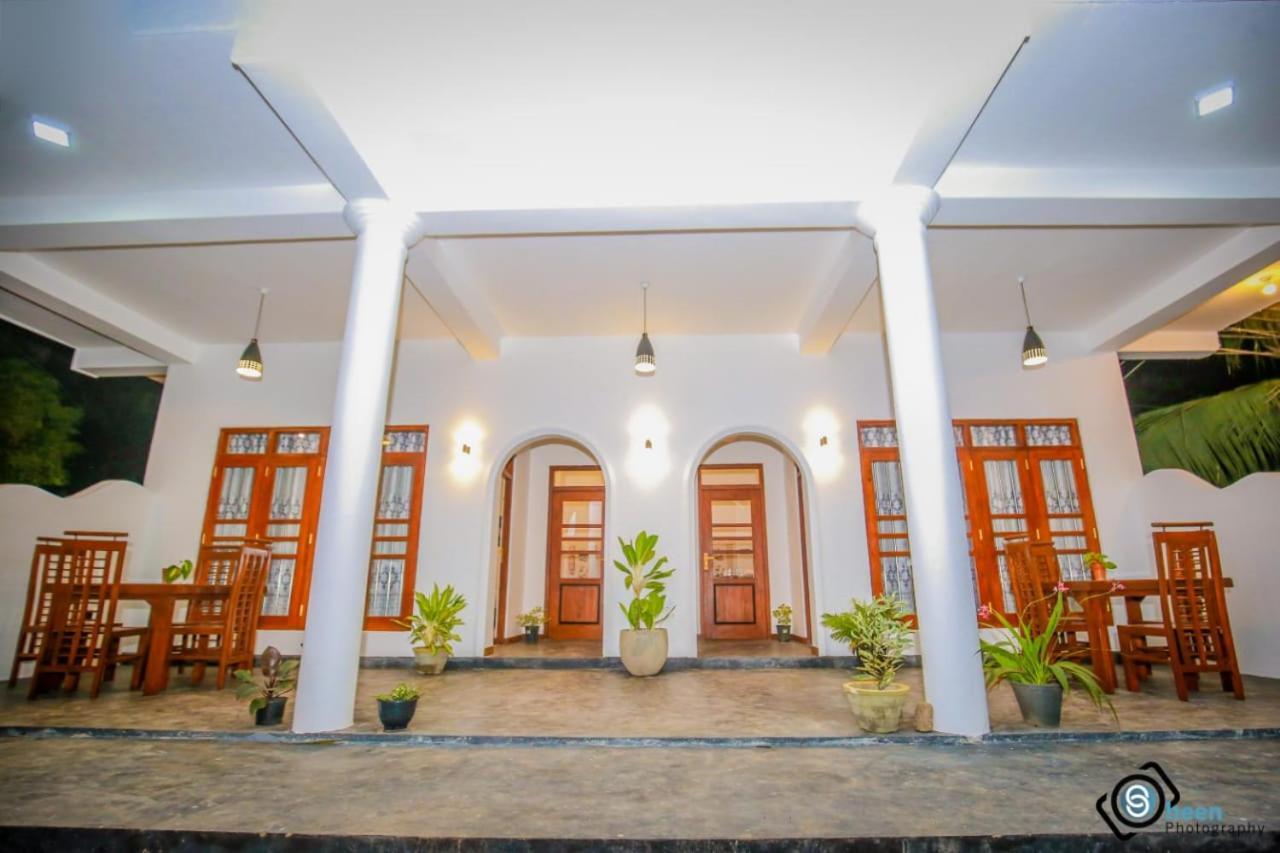 Hotel Sweet Emotion Mirissa Esterno foto